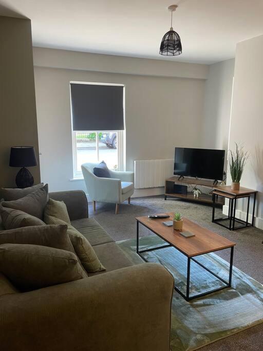 Poplar House-2Bedroom House In Town Centre With Free Parking By Shortstays4U كينغز لين المظهر الخارجي الصورة